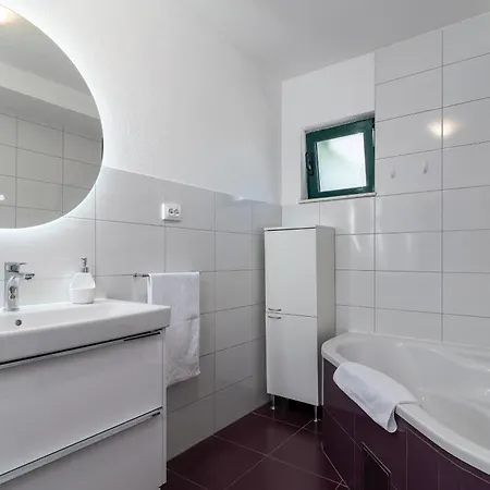 Alina וילה רוגוזניצה