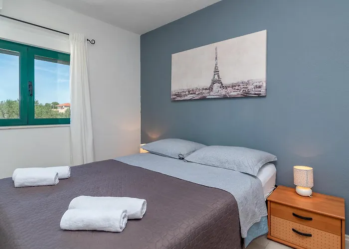 Вилла Alina With Heated Pool