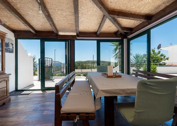 Alina With Heated Pool *