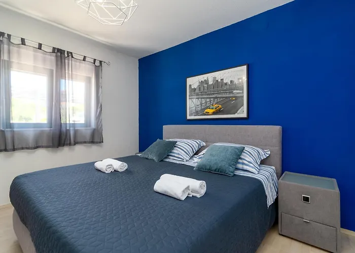 Alina With Heated Pool Вилла