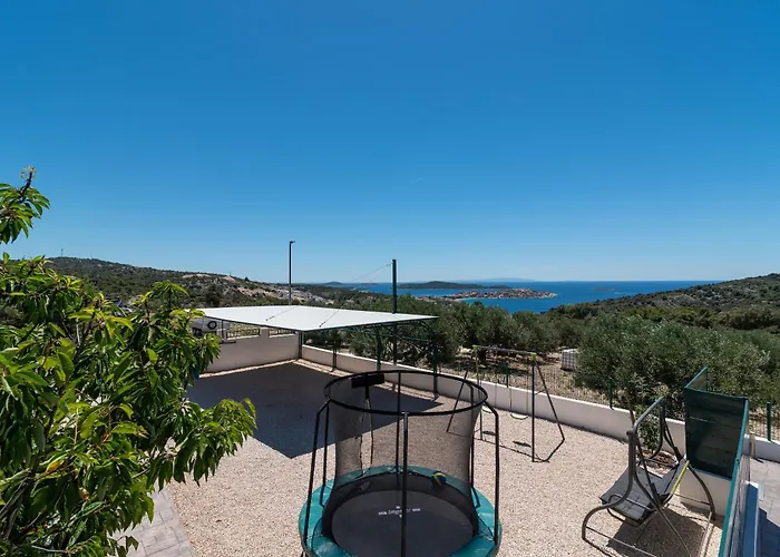 Villa Alina With Heated Pool Rogoznica (Sibenik-Knin)